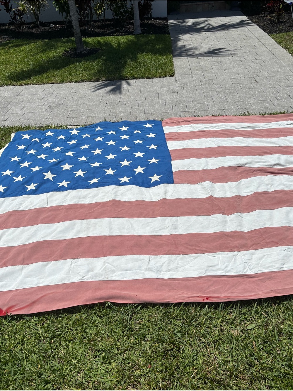 Vintage American Flag 8ft x 12ft - Picture 3 of 7